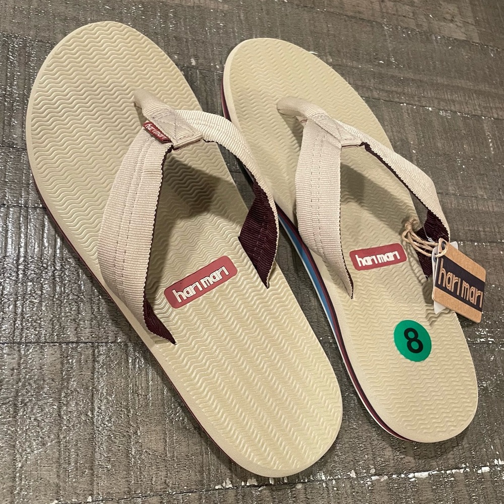 Hari Mari Tan Flip Flop Sandals BNWT